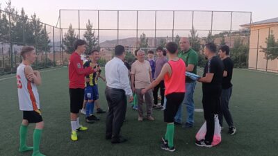 Siirt Aile ve Sosyal Hizmetler İl Müdürlüğü’nden Sevgi Evleri Çocuklarına Halı Saha Futbol Turnuvası Siirt Aile ve Sosyal Hizmetler il Müdürlüğü kendilerine bağlı Sevgi