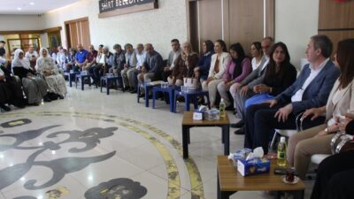 Siirt Belediyesinde bayramlaşma töreni yapıldı. Bayramlaşma programına katılan DEM Partisi