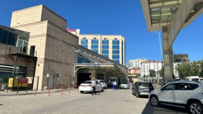 Siirt’te dışarıda yemek yiyen öğrenciler de gıda zehirlenmesi iddiası.