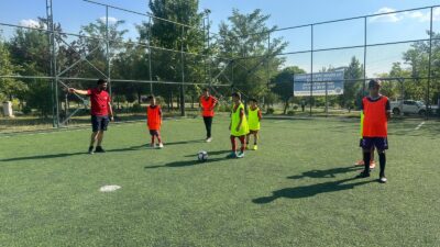 Belediyenin Yaz Spor Kursları Başladı Belediye Kültür ve Sosyal İşler Müdürlüğü tarafından düzenlenen yaz spor