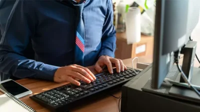 Siirt’te çeşitli kamu kurumlarında değişik pozisyonlarda çalışan görevlilerin performanslarının değerlendirilmesi