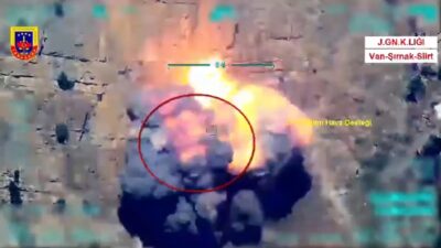 Siirt’te sözde üst düzey 4 terörist etkisiz hale getirildi! Bakan Yerlikaya görüntüleri paylaştı Terör örgütlerine yönelik başarılı operasyonlar devam ederken İçişleri Bakanı Ali