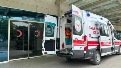 Siirt’in Kurtalan İlçesinde Trafik Kazasında 5 Kişi Yaralandı Siirt'in Kurtalan ilçesinde meydana gelen trafik kazasında 5 kişi yaralandı.