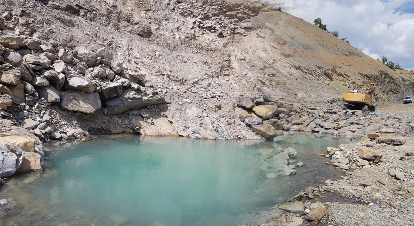 Siirt’in Pervari Kaplıcasına Erişim Kolaylaşıyor! Yol ve Çevre Düzenleme Çalışmaları Hızla İlerliyor