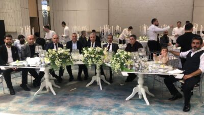 Batmanlı hemşerimiz Muzaffer Bağ yeğeni Yuşa Bağın düğünü nedeniyle bir