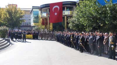 Cumhuriyet Bayramı kutlamaları başladı.