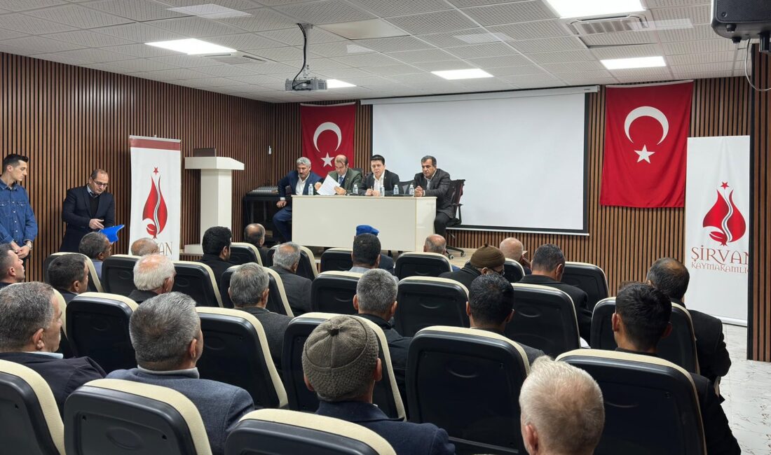 Siirt’in Şirvan İlçesinde Köylere Hizmet İçin Birlik Meclisi Toplandı Siirt'in Şirvan Köylere Hizmet Götürme Birliği Meclisi olağan toplantısı yapıldı.