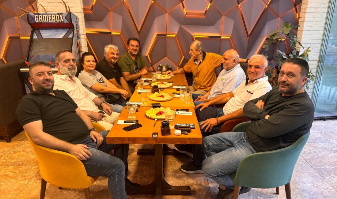 ESKİŞEHİR SİİRTLİLER DERNEĞİ YÖNETİMİNİ BELİRLEDİ Bir süre önce kurulan Eskişehir Siirtliler Eğitim Kültür ve Sosyal