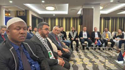 İsrail saldırısı altında inim inim inleyen Gazze gündemdeki yerini koruyor.