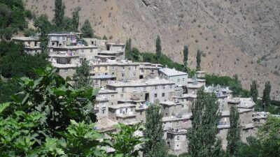 Siirt’in Pervari ilçesine bağlı Narsuyu Köyü taşınıyor. Uluçay (Botan) Çayı