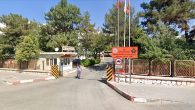 Siirt'in tam ortasında ve en gözde bir alanda kalan Karayolları