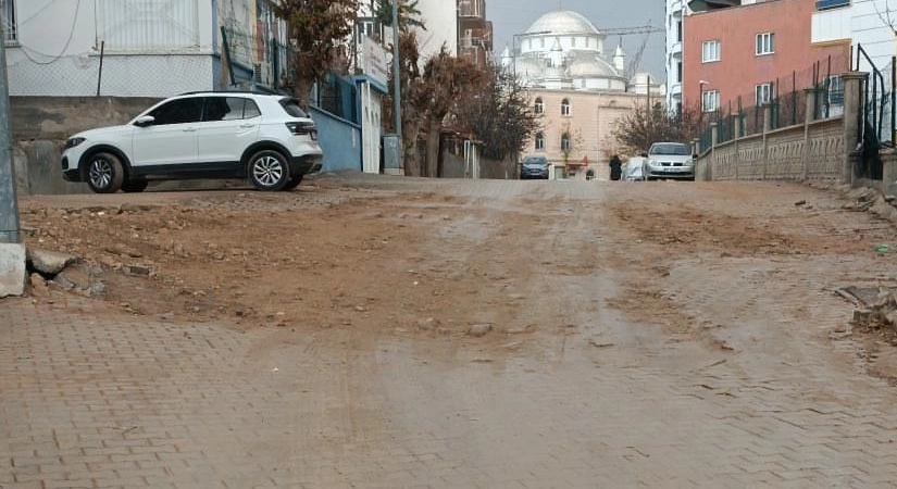 Siirt’te Bu Mahalle Dertli! Kooperatif Mahallesi 1705. Sokak sakinleri dertli. Üç yıldan beri sık