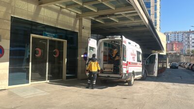 Siirt’te Hastane İnşaatından Düşen İşçi Yaralandı Hastahane İnşaatında İş Kazası Yeni hastane inşaatında meydana gelen iş