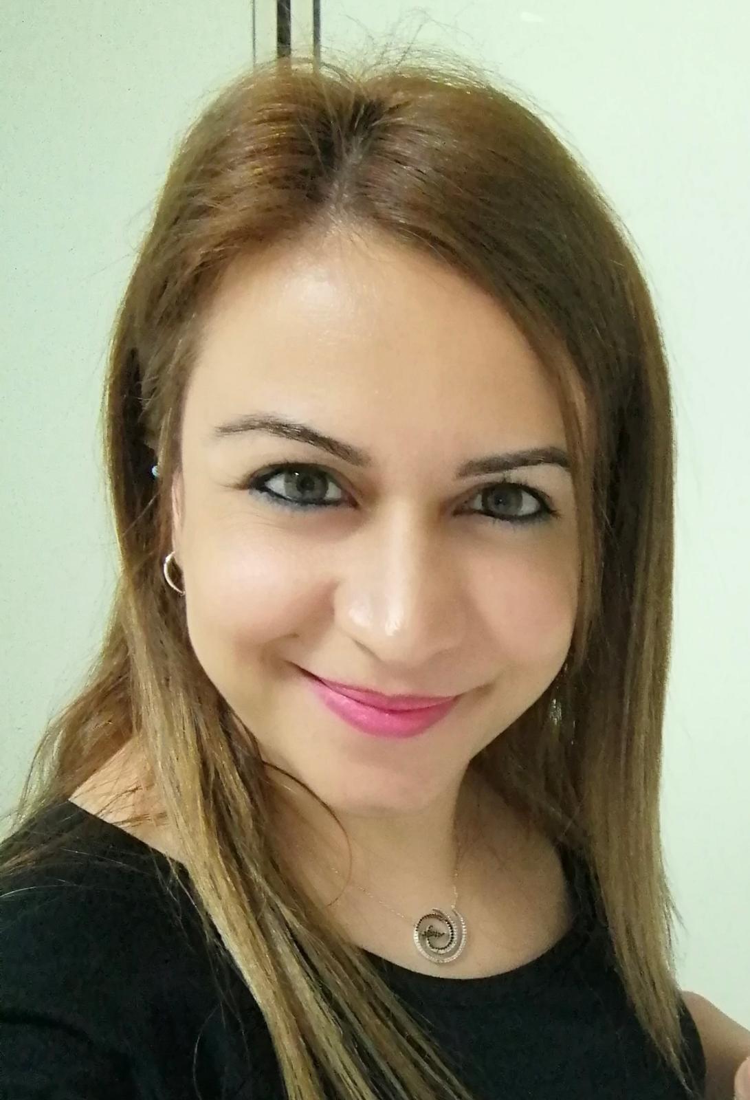 Leyla Gündüz Leyla Gündüz yazar fotoğrafı