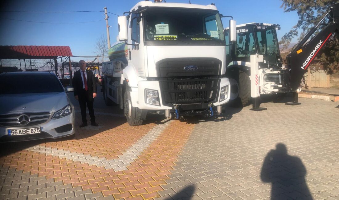 Gökçebağ Belediyesi Güçleniyor Siirt il merkezine bağlı Gökçebağ Belde belediyesi makina parkı güçleniyor.