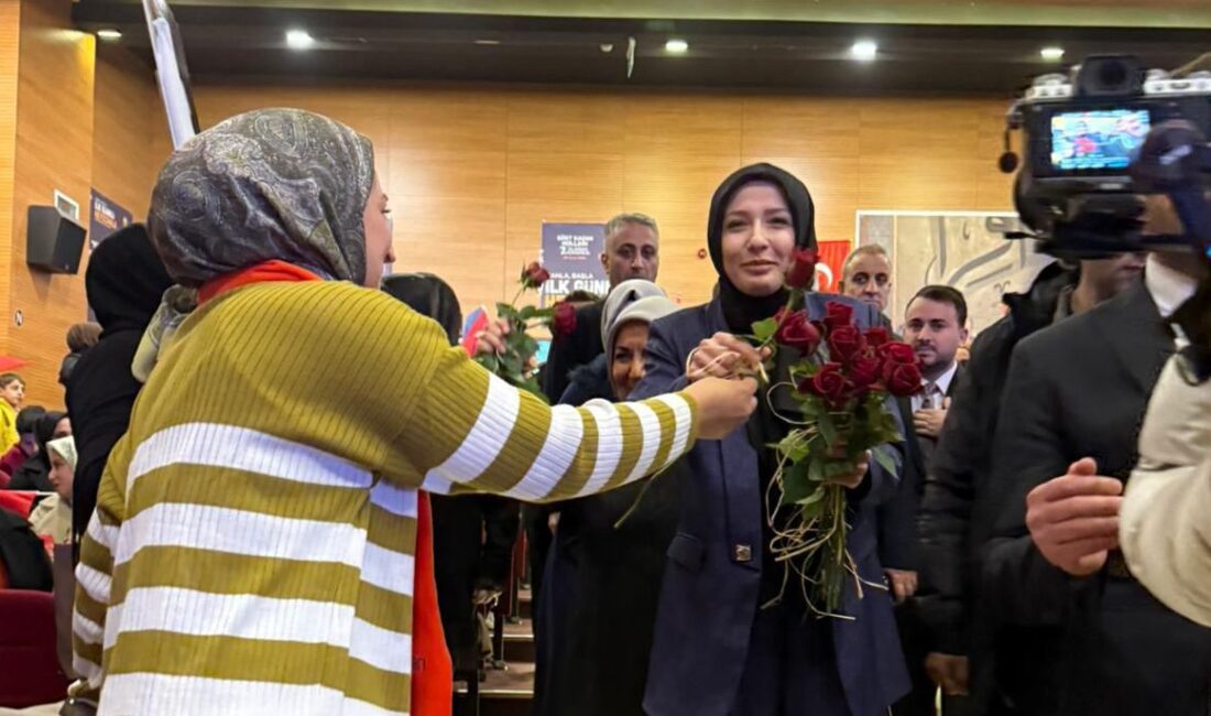 AK parti il başkanlığı Kadın kolları başkanlığı kongresinde Av. Tuğba