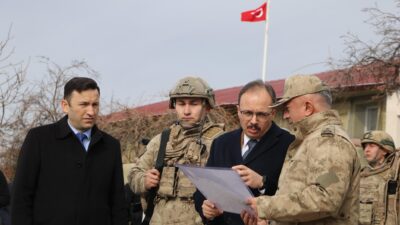 Siirt Valisi Dr. Kemal Kızılkaya, Pervari Kaymakamı Ahmet Gülderen, İl