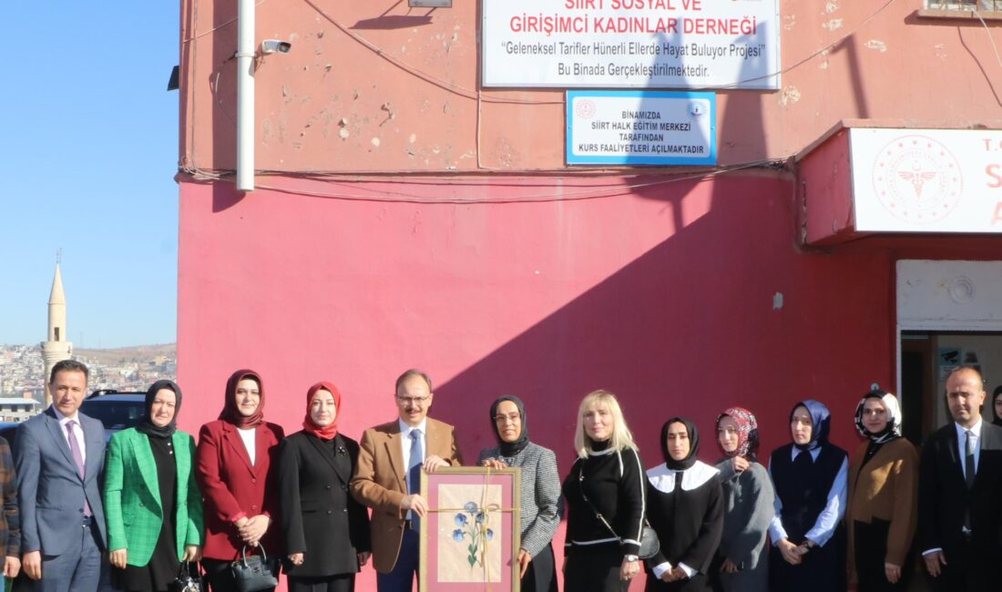 Siirt Valisi Dr. Kemal Kızılkaya ve eşi Nurten Kızılkaya, İçişleri