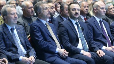 AK Parti 8 olağan genel kurulunda il başkanlığına seçilen Av.