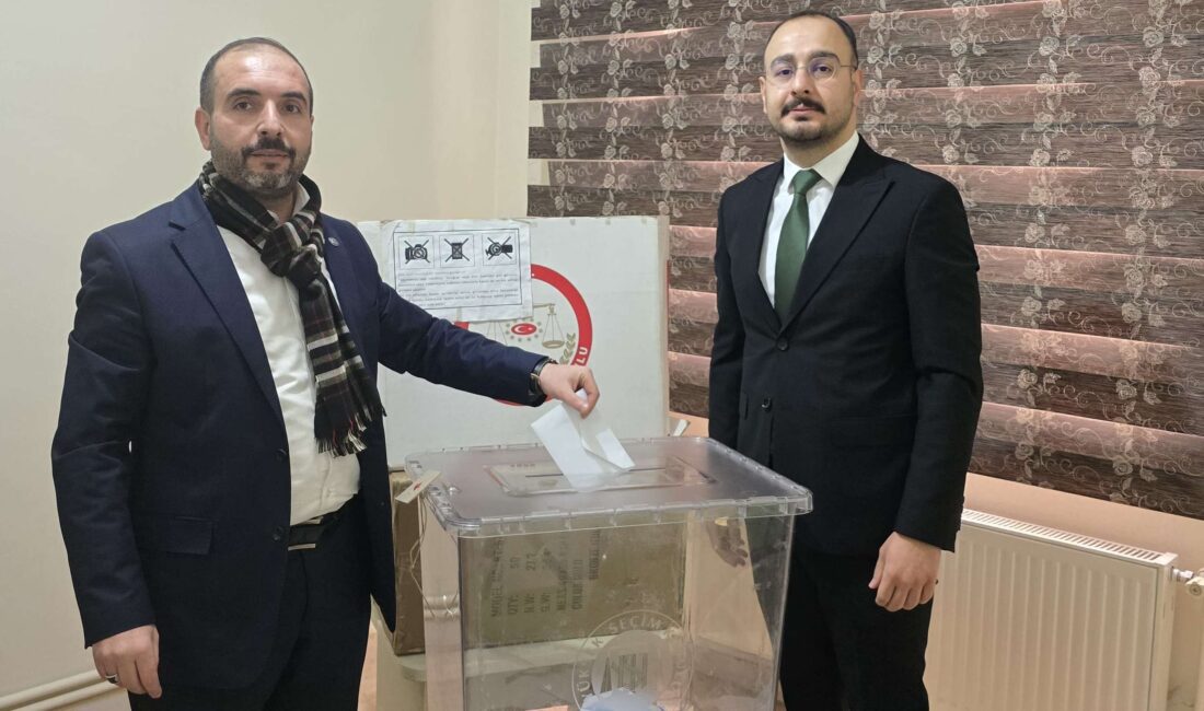 Siirt Büro-Memur Sen Başkanı Erbey Güven Tazeledi Siirt'in en fazla üyeye sahip memur sendikalarından birisi olan Büro