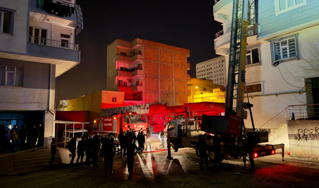 Siirt'in Kurtalan ilçesi Garzan Mahallesi Kervan Caddesi’nde bulunan 10 katlı