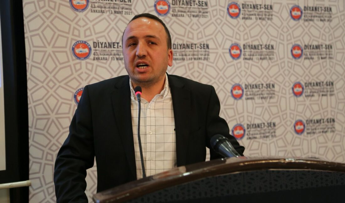 Diyanet-Sen Siirt Şubesi Sahada! Üyelerin Talepleri İçin Çözüm Arayışı Sürüyor Diyanet-Sen Siirt Şubesi, üyelerinin taleplerini dinlemek ve çözüm üretmek adına