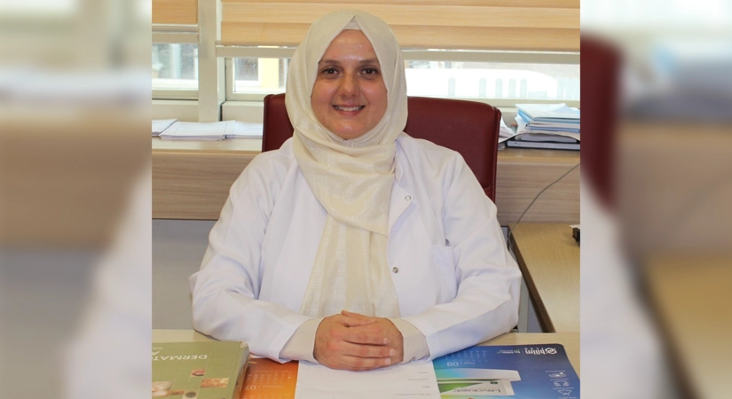 Siirt Eğitim ve Araştırma Hastanesi’nde Doç. Dr. Ebru Çelik’e Büyük Takdir Siirt Eğitim ve Araştırma Hastanesi Cildiye Uzmanı Doç. Dr. Ebru