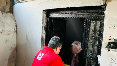 Hemşerilerimiz Sancaklar Ailesinin kurduğu Sancaklar Vakfı vatandaşlara iftar yemeği dağıtıyor.
