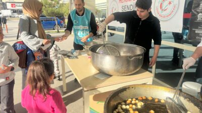 Siirt’te, 14 Mart Tıp Bayramı vesilesiyle Türk Hekim Birliği Sendikası,