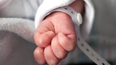 Şırnak’ın Güçlükonak ilçesine bağlı Dağyeli köyünde erken doğum yapan 7