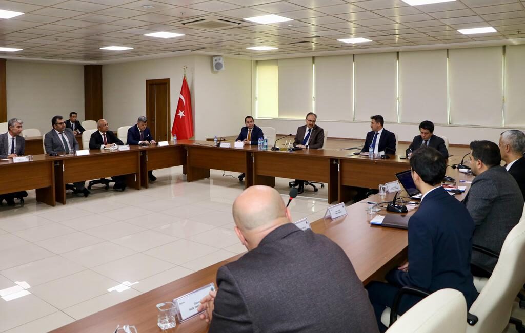 Siirt’te kaldırım işgalleri ve seyyar satıcılık faaliyetlerine ilişkin yaşanan sorunların