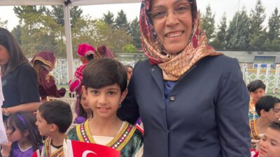 23 Nisan Ulusal Egemenlik ve Çocuk Bayramı törenlerinde sadece çocuklar