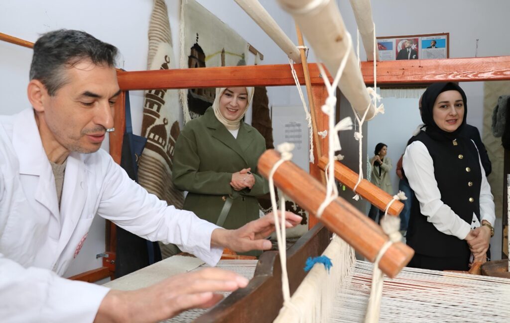 Gazi Mustafa Kemal Atatürk’e 1930 yılında Siirt’ten hediye edilen tarihi