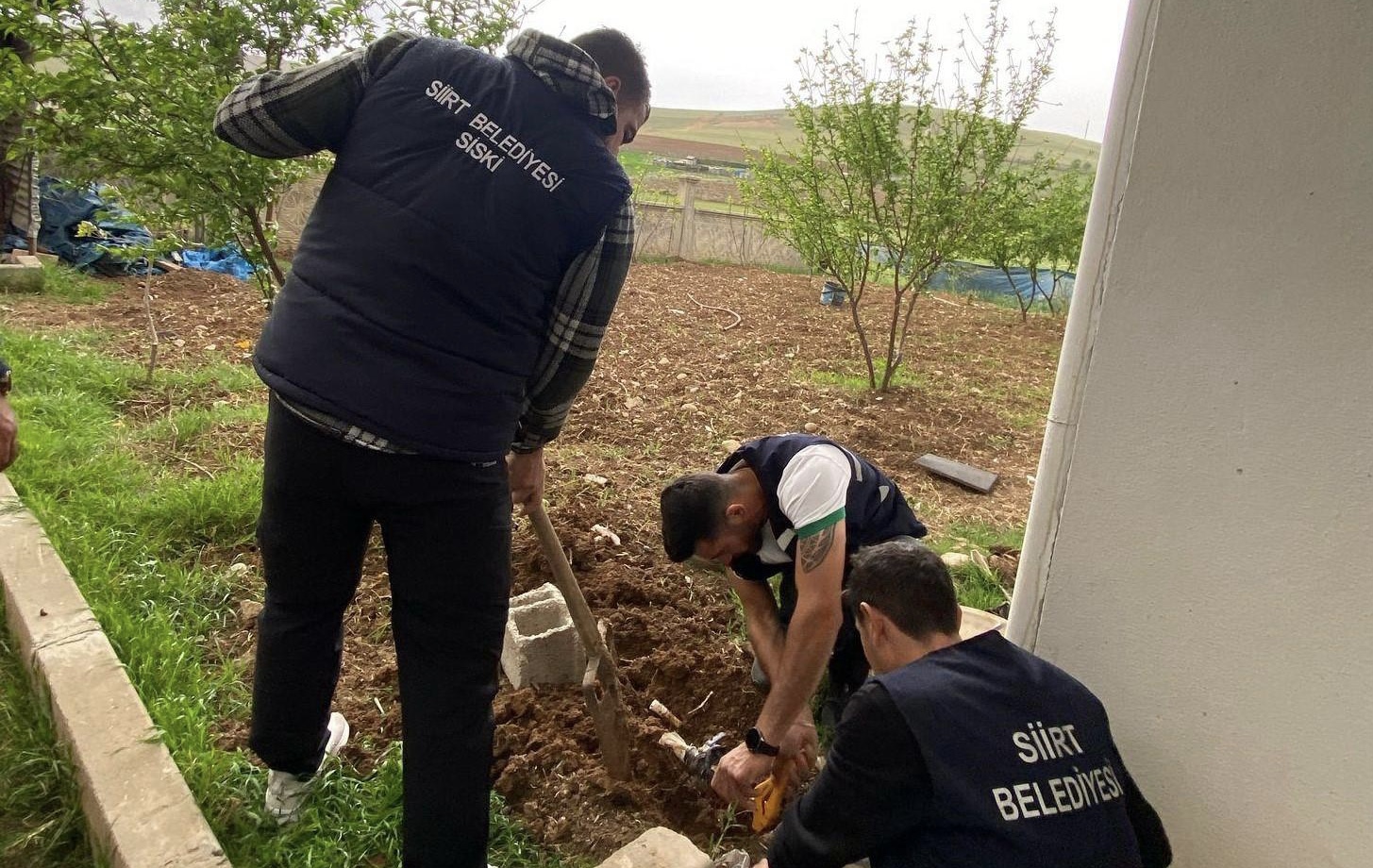 Siirt Belediyesince Tespit Edilen 223 Kaçak Su Hattı İptal Edildi Siirt Belediyesi, içme suyunun usulsüz kullanımını tespit ederek su kaynaklarının