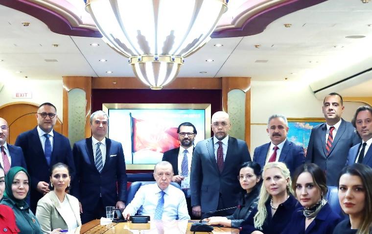 Cumhurbaşkanı Erdoğan’dan KKTC Ziyareti Sonrası Geniş Kapsamlı değerlendirme Cumhurbaşkanı Recep Tayyip Erdoğan, Kuzey Kıbrıs Türk Cumhuriyeti’ne (KKTC) gerçekleştirdiği