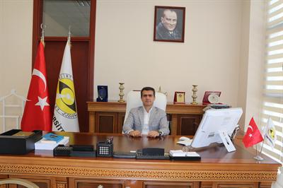 Siirt Üniversitesi’nin en saygın akademisyenlerinden biri olarak gösterilen ve uzun