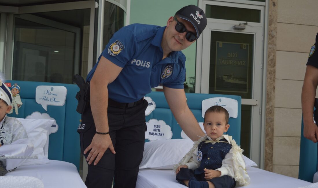Siirt’te 250 Çocuk İçin Sünnet Şöleni Siirt Emniyet Müdürlüğü ile Siirt Polis Hizmetlerini Geliştirme ve Destekleme