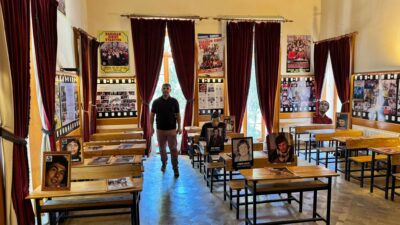 Geçtiğimiz gün YKS sonuçlarının açıklandığını, Türkiye eğitim sisteminin sembollerinden biri