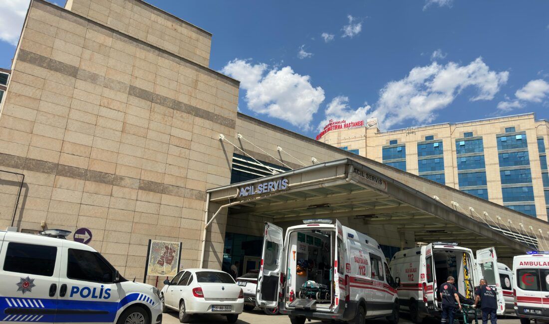 Siirt il merkezinde sabaha karşı meydana gelen tek taraflı trafik