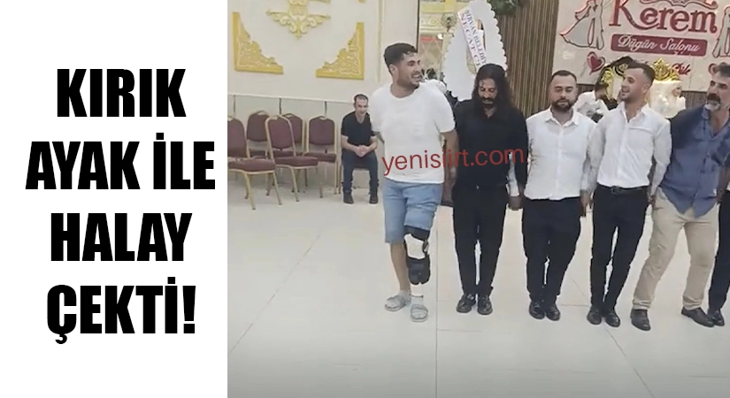 Siirt’te Bir Vatandaş Kırık Ayağıyla Halayın Başını Çekti! Siirt’te bir düğünde kaydedilen görüntüler sosyal medyada büyük ilgi gördü.