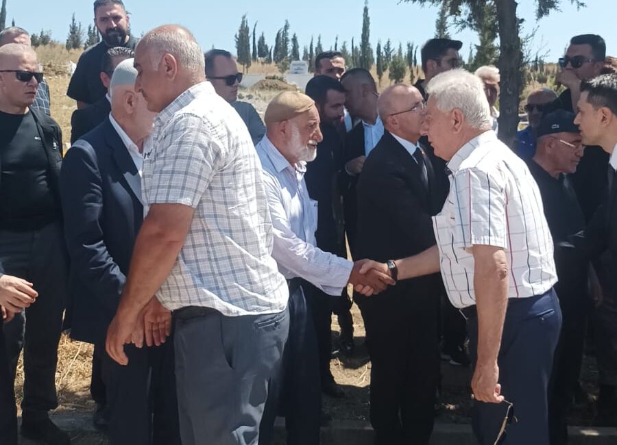 Bakan Şimşek’in Acı Günü! Ağabeyinin Cenazesine Siirtlilerden Yoğun Katılım Hazine ve Maliye Bakanı Mehmet Şimşek’in ağabeyi Nazmi Şimşek hayatını
