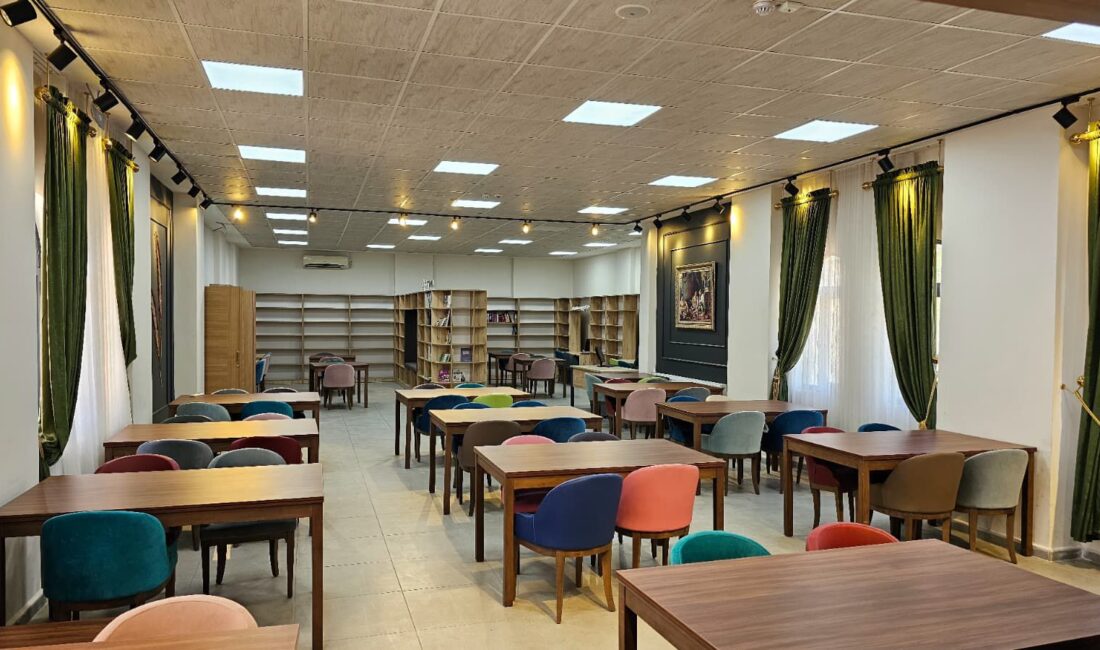 Siirt Tarım Ağaç Müzesi Kütüphanesi Öğrencilerin Hizmete Sunuldu Siirt Valisi Dr. Kemal Kızılkaya’nın talimatları doğrultusunda, öğrencilerimizin ve gençlerimizin