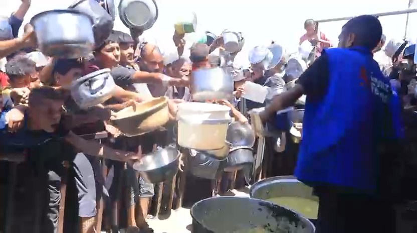 Siirt’te, Gazze’de yaşanan insanlık dramına duyarsız kalmayan hayırseverler, Deniz Feneri