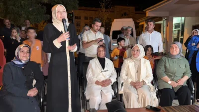 AK Parti Kadın Kolları Genel Merkez MKYK Üyeleri Zerrin Arslan