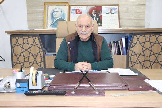 Siirt’in Büyük Bir Eksiklik Gideriliyor! Bayan Taziye Evi İnşa Edilecek Siirt'in önemli bir eksikliği gideriliyor. Şeyh Halef Vakfı Mütevellisi Mesut