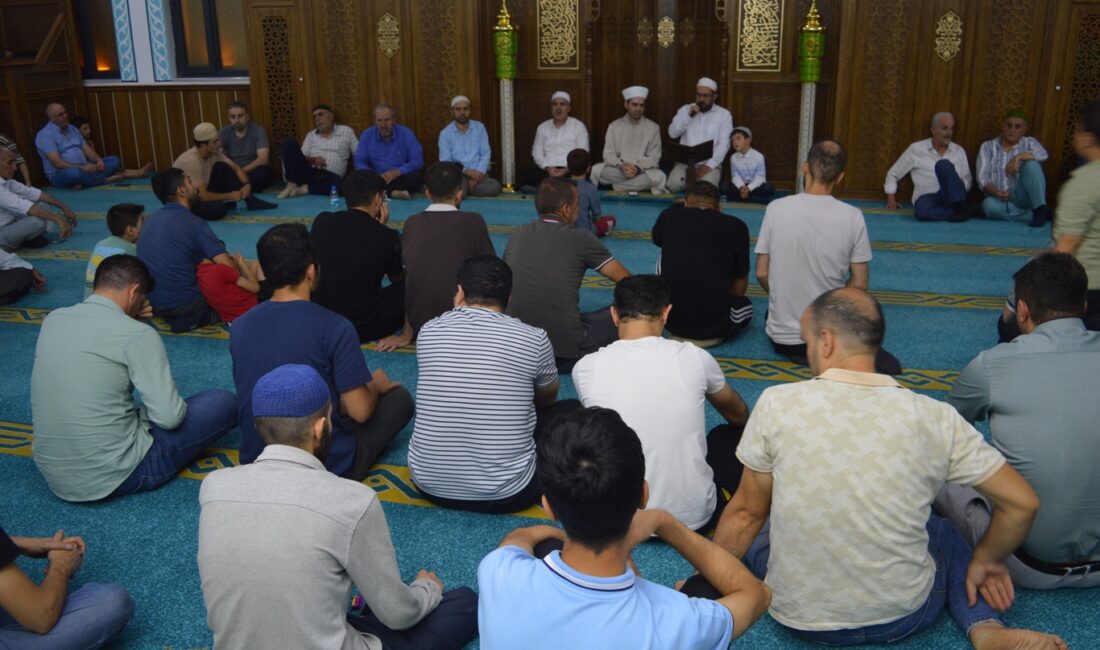 Mevlid Kandili’nde Gazze için dualar yükseldi SİİRT – Peygamber Efendimiz