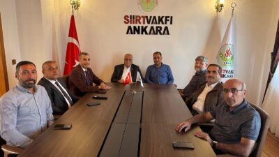 Mardin ve Siirt’ten Önemli İsimler Ankara Siirt Vakfı’nda Bir Araya Geldi Ankara Siirt Vakfı, Hamamönü’ndeki tarihi mekanında misafirlerini ağırlamaya devam ediyor.