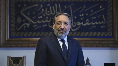 Diyanet Başkanı Prof. Dr. Safi Arpaguş mu Olacak? Kimdir, Nerelidir? Diyanet İşleri Başkanlığı’nda önemli bir değişim yaşanacağı iddiaları gündemde. Ali