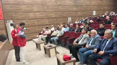 Kamu Kurumlarında İlk Yardım Bilinci Artıyor Türk Kızılayı Genel Merkezi Halk Sağlığı Müdürlüğü tarafından yürütülen “İlk