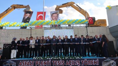Siirt’te Asfalt Plenti ve Konkasör Tesisleri’nin açılışı düzenlenen törenle yapıldı.